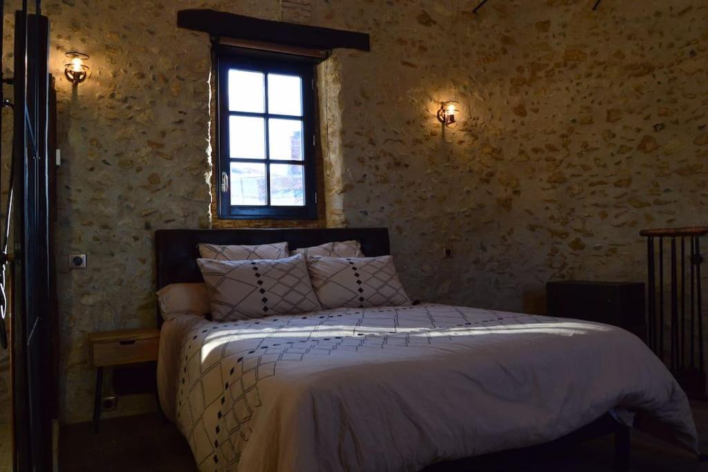 Tour Medievale Fortifiee Entierement Restaure Saint-Sever  Екстериор снимка